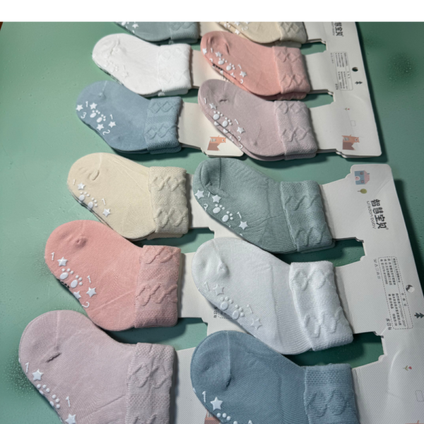 MEDIAS DE BEBE X 12 UNIDADES