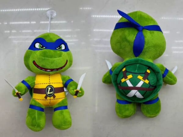 TORTUGA NINJA AZUL 25CM