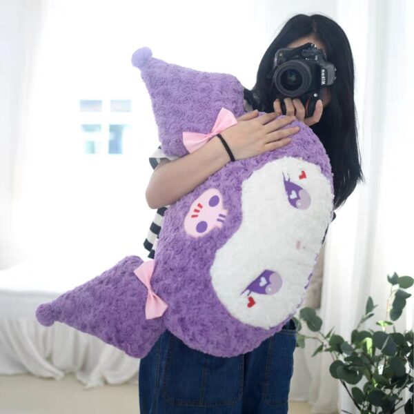 ALMOHADON KUROMI VIOLETA 60CM
