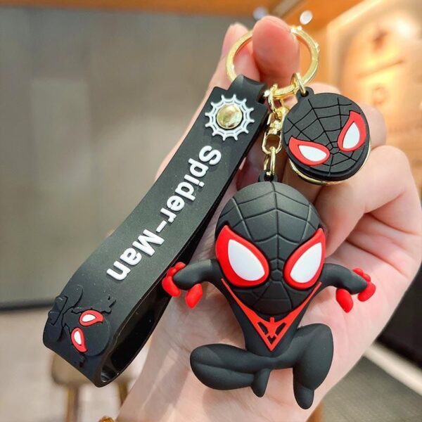 LLAVERO SPIDER MAN NEGRO