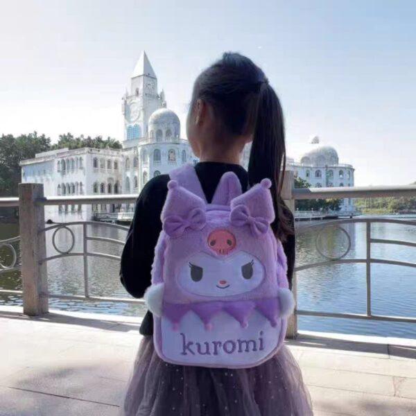 MOCHILA KUROMI VIOLETA 20*28CM