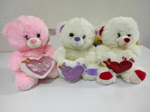 Oso con corazón sentado 22cm 3 colores