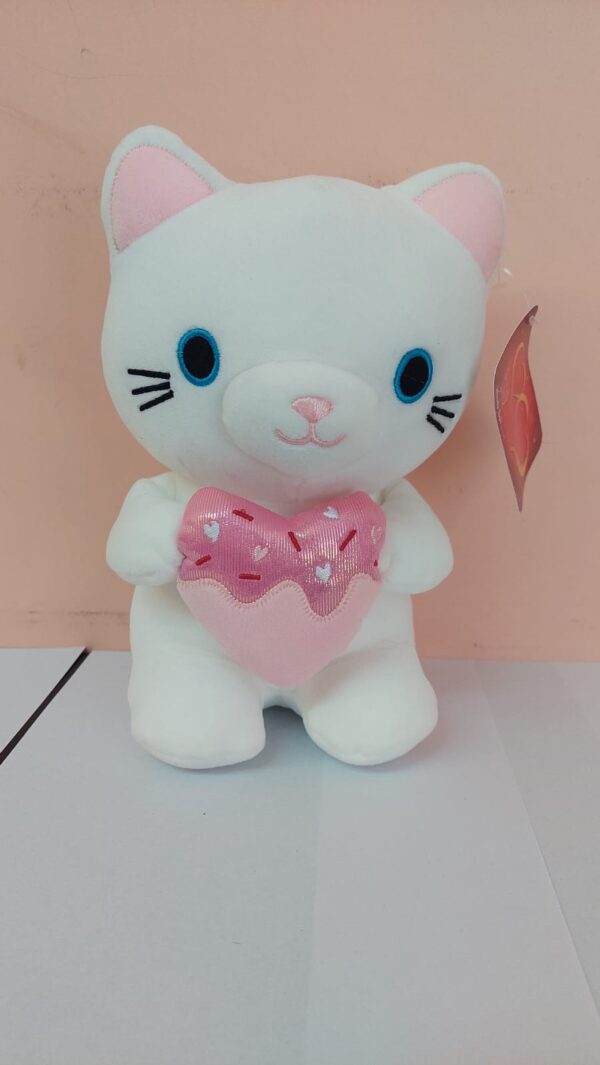 GATO CON CORAZON 9"