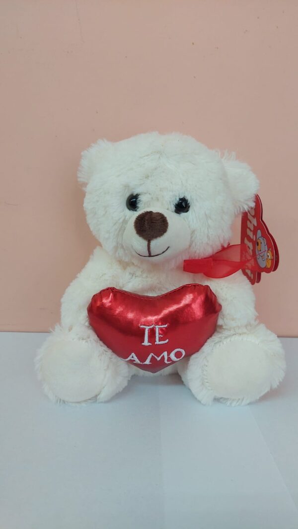 OSO CON CORAZON  20CM