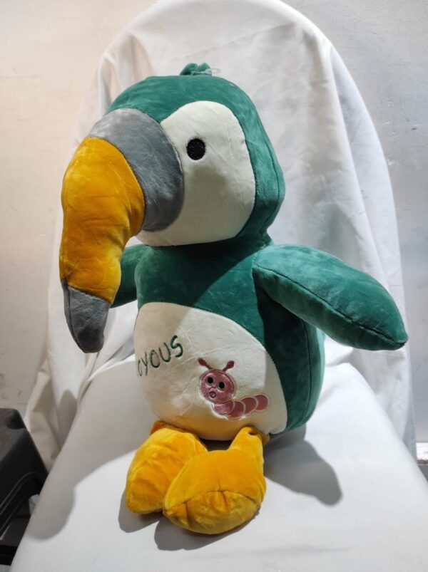 Loro y tucan