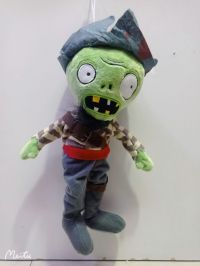 ZOMBIE PIRATA II 20CM.JPG