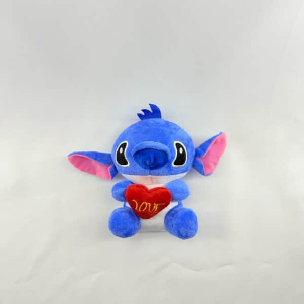 STITCH DE 18 A 20 CON CORAZON AZUL